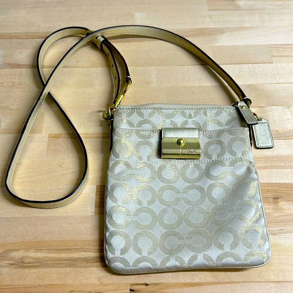 Coach signature, Crossbody, gold metallic bag